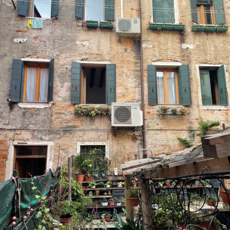 Ca Marga Cannaregio - Central Venetian Style 2 bedroom apartment - Two-Bedroom Apartment - 2