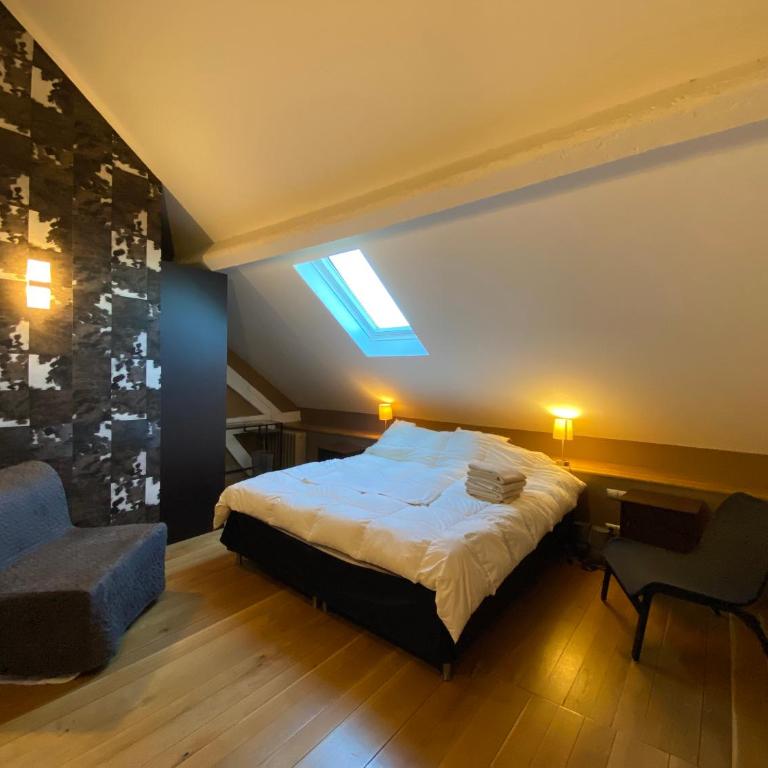 Demeure Saint Louis Historic manor, air-conditioned, free private parking, City 700m, WIFI, view - Superior Apartment - 38