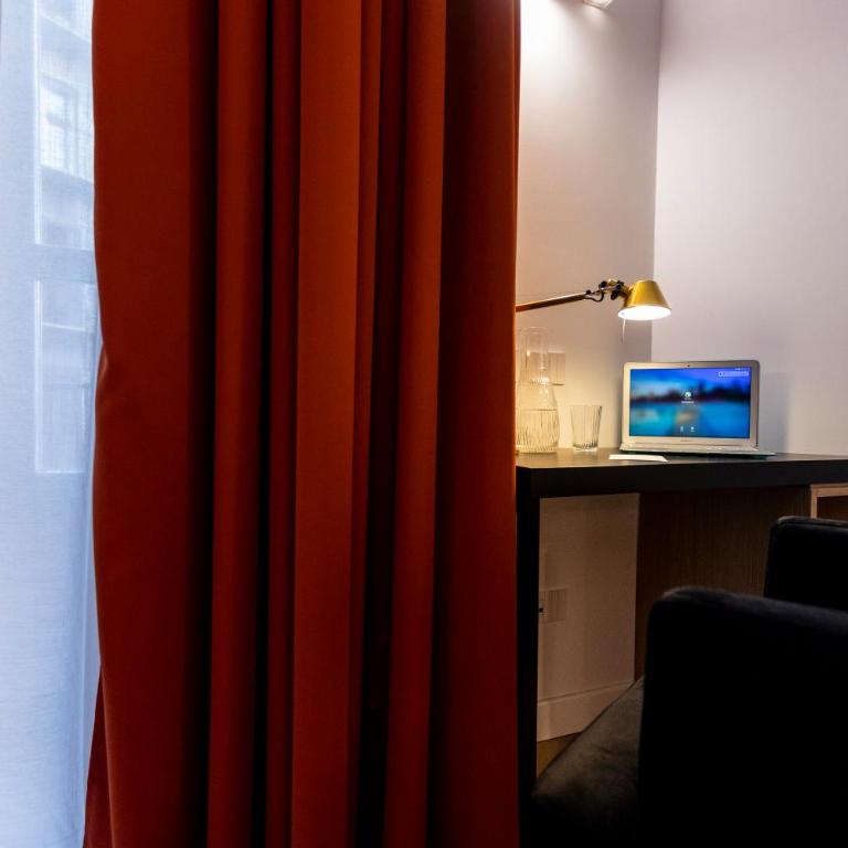 Vespri Luxury Rooms & Suites - Deluxe King Room - 10