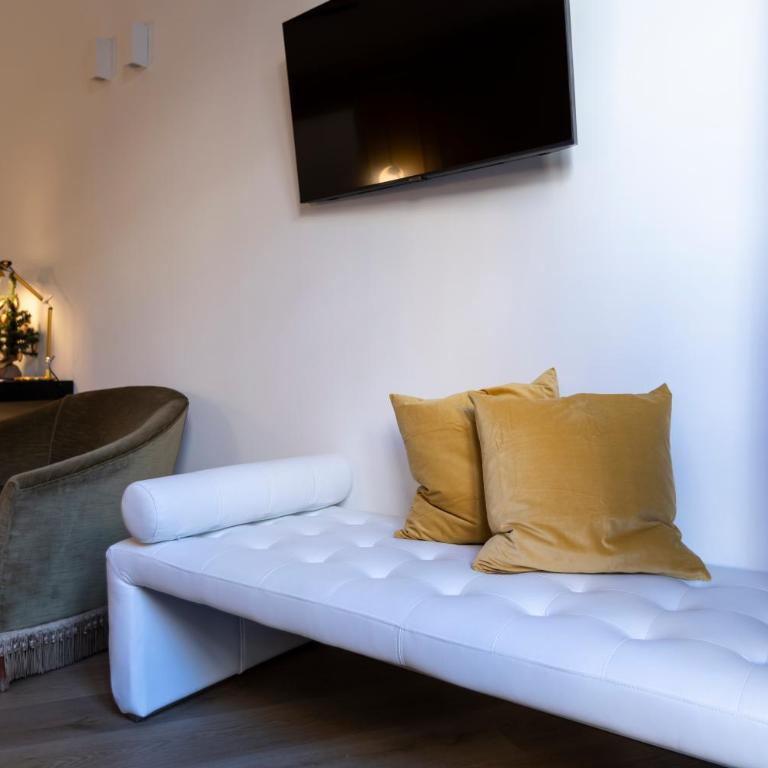 Vespri Luxury Rooms & Suites - Superior Double Room - 7