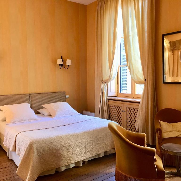 Demeure Saint Louis Historic manor, air-conditioned, free private parking, City 700m, WIFI, view - Zimmer mit Queensize-Bett und Gartenblick - 22