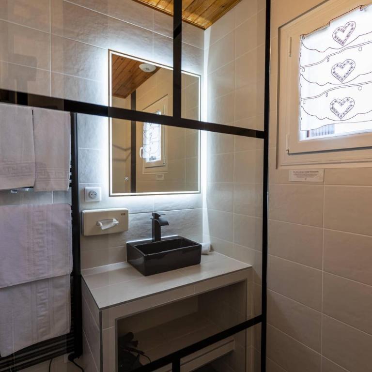 Logis Le Vernay - Chambre Double ou Lits Jumeaux - 1