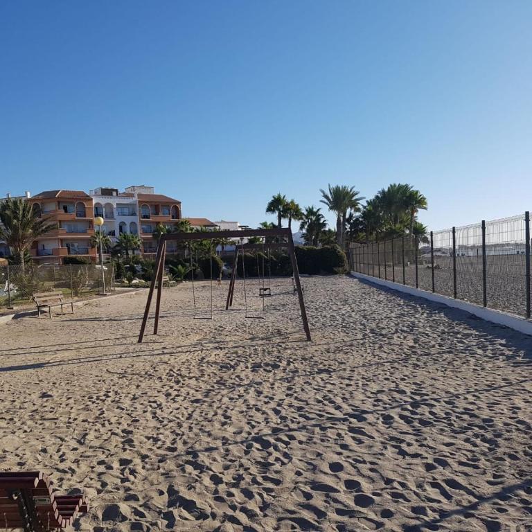 Casa baja preciosa con jardín privado en primera línea naturista! - Apartamento de 1 dormitorio - 46