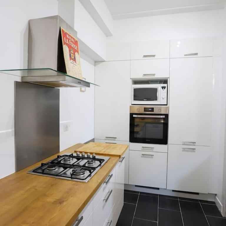 Le Thiou 3 étoiles - Charmant & Authentique, Au Cœur de la Vieille Ville, Billard, 6 personnes - Apartment mit 2 Schlafzimmern - 27
