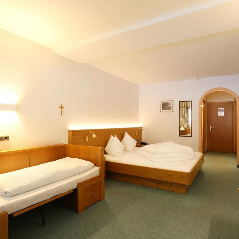 Alpenhotel Ratsberg 1650m - Ampia Camera Matrimoniale - 6