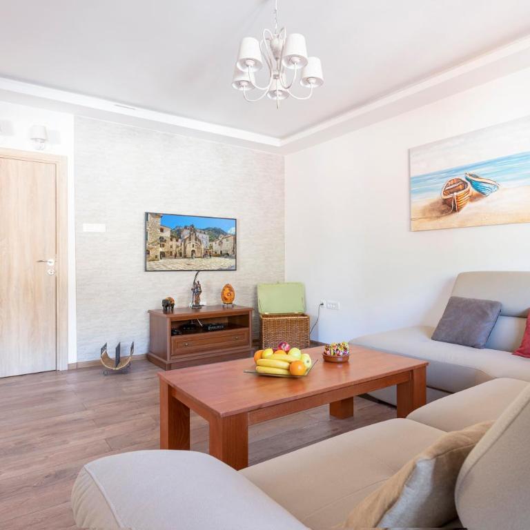 Seafoam apartment - Two-Bedroom Apartment - 24