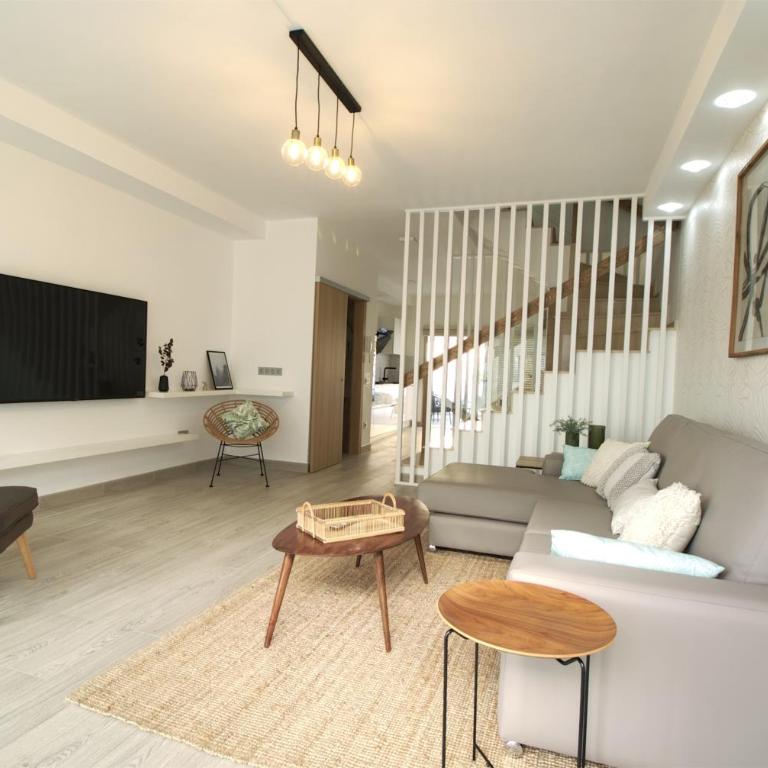 Tita Suite - Two-Bedroom House - 17