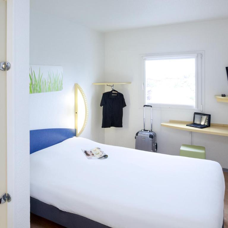 ibis budget Amboise - Chambre Triple - 8