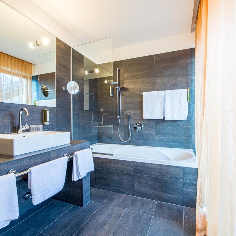 Alphotel Stocker Alpine Wellnesshotel - Junior Suite con Balcone - 3
