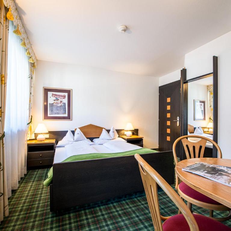 Alphotel Stocker Alpine Wellnesshotel - Camera Matrimoniale con Balcone - A - 2