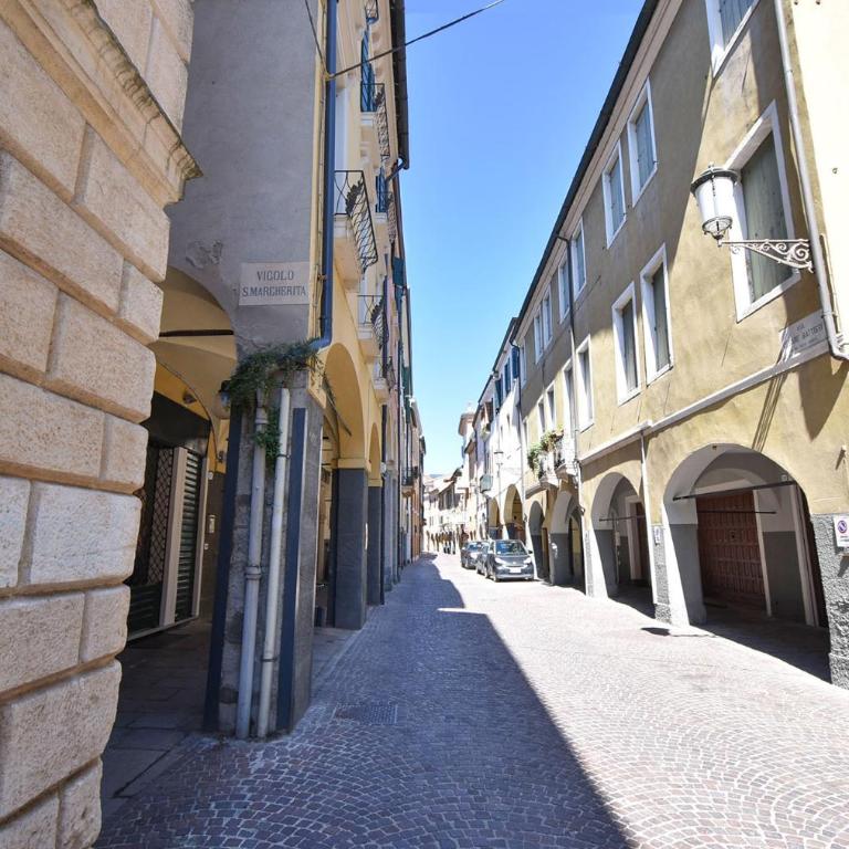Luxury Battisti free Parking - Appartamento con 2 Camere da Letto - 24