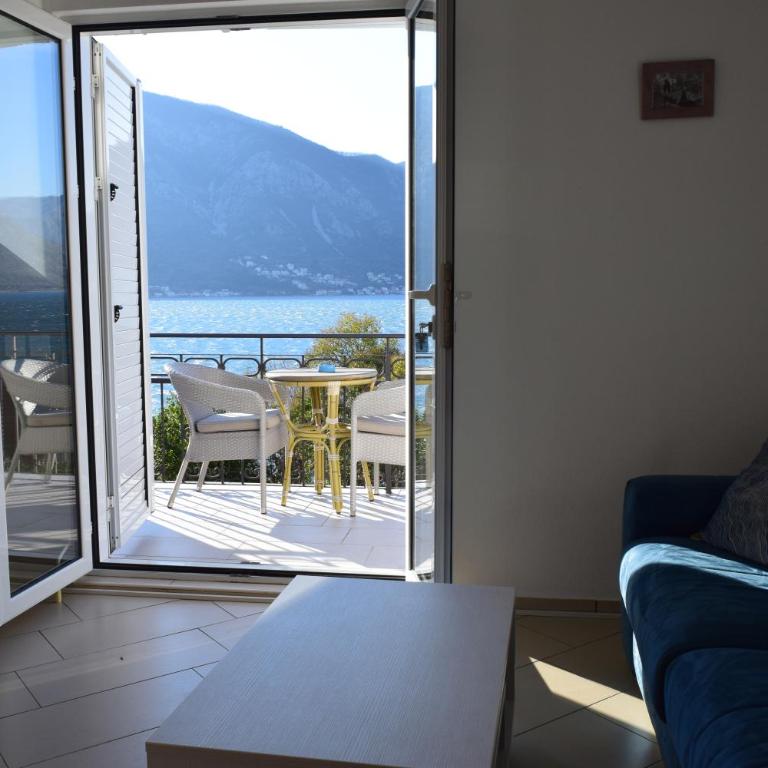Apartmani BOBO - One-Bedroom Apartment - 14