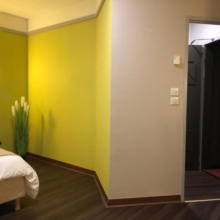 L'EMBLEME - BOUTIQUE HOTEL - Suite - Vue sur Ville - 14