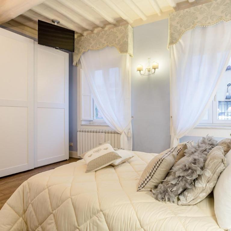 Casa Raffa, 2 Bedrooms 2 Bathrooms Romantic Apartment with Terrace and Parking in Lucca - Appartamento con 2 Camere da Letto - 21