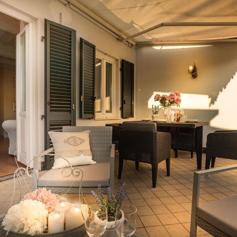Casa Raffa, 2 Bedrooms 2 Bathrooms Romantic Apartment with Terrace and Parking in Lucca - Appartamento con 2 Camere da Letto - 5