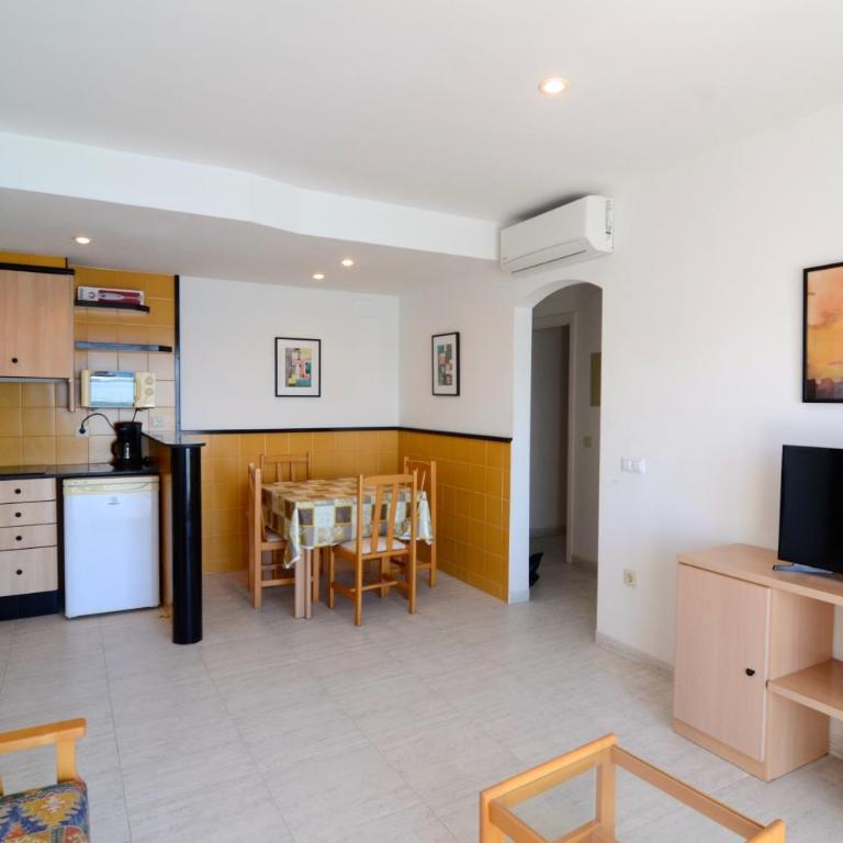 Treputxell 2-2 - Apartment with Sea View - 17