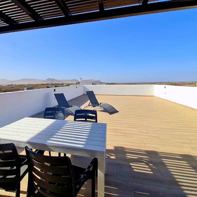 MAAR House Lajares - Estudio con terraza - 10