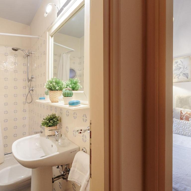 Casa San Giovanni, Romantic LUCCA apartment With View Over a Church - Apartamento de 2 dormitorios - 29