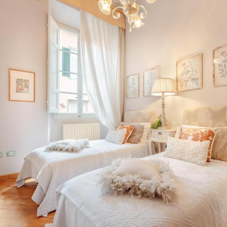 Casa San Giovanni, Romantic LUCCA apartment With View Over a Church - Apartamento de 2 dormitorios - 4