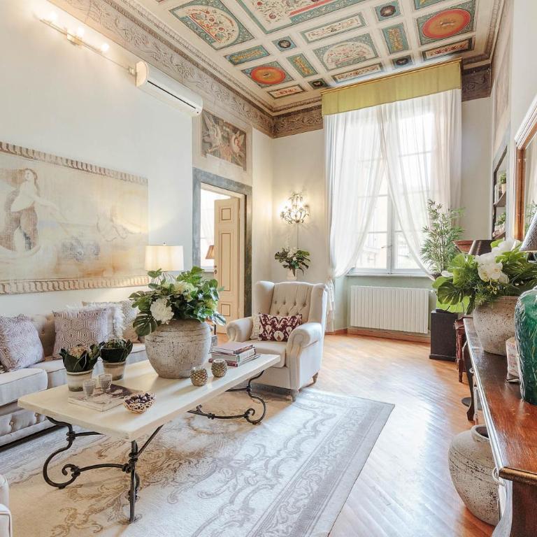 Casa San Giovanni, Romantic LUCCA apartment With View Over a Church - Apartamento de 2 dormitorios - 2