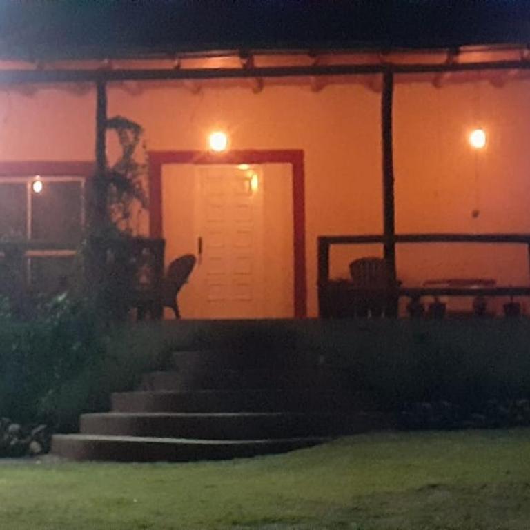 Casa con Gran Patio - Two-Bedroom House - 4