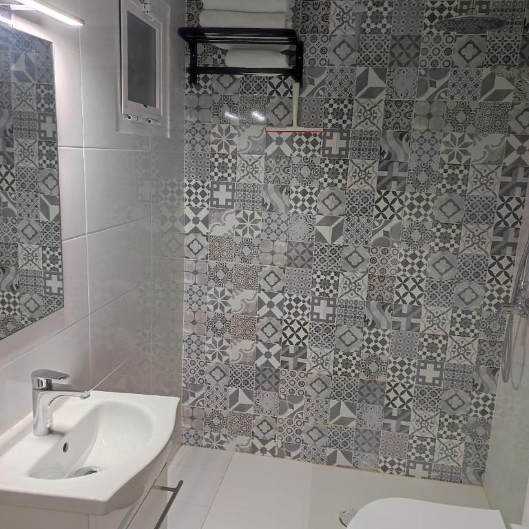 Saltillo Alto Gray Studio. Vistas al mar y piscina - Apartamento de 1 dormitorio - 62