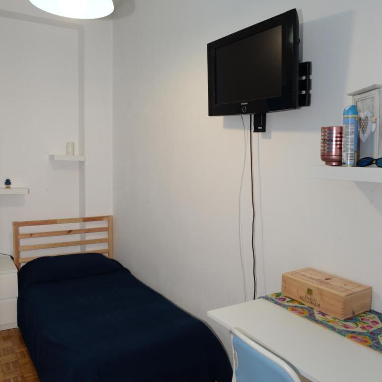 Emilios Home Entire Apartament up to 7 people - Casa Vacanze - 7