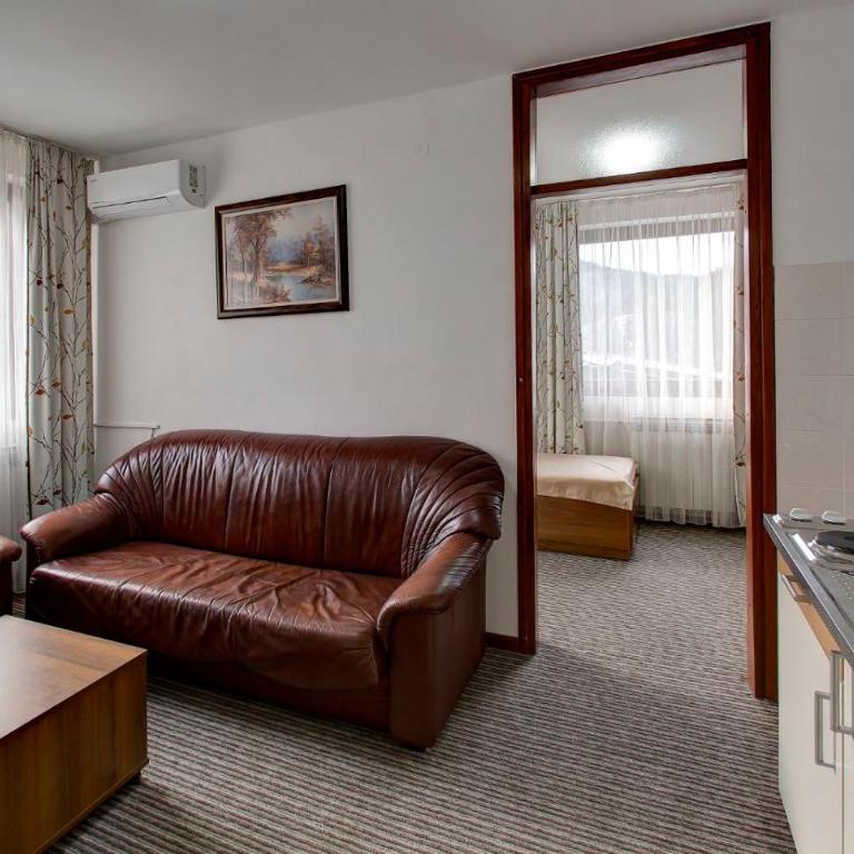 Hotel Damis - Two-Bedroom Apartment (4 Adults) - 4