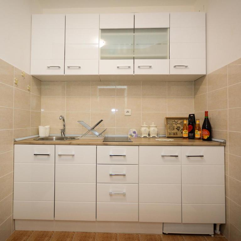 Apartman In Lux - One-Bedroom Apartment - 8