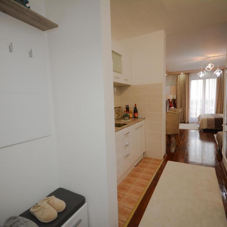 Apartman In Lux - One-Bedroom Apartment - 9