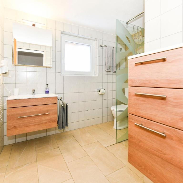 Gästehaus Genf - Kleines Studio mit Balkon - 5