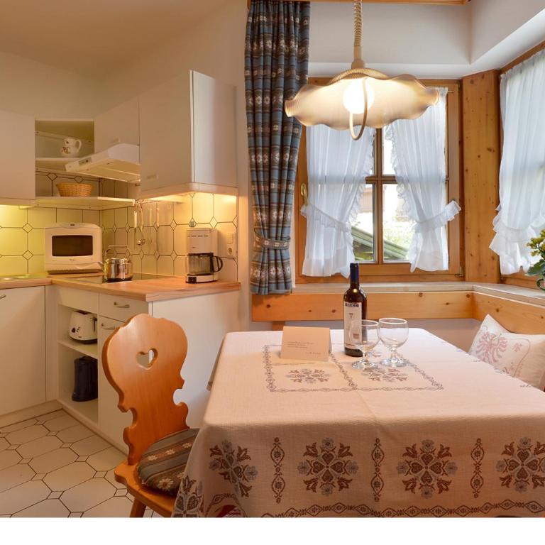 Haus Gaisberger - Apartment mit 1 Schlafzimmer und Balkon - 2