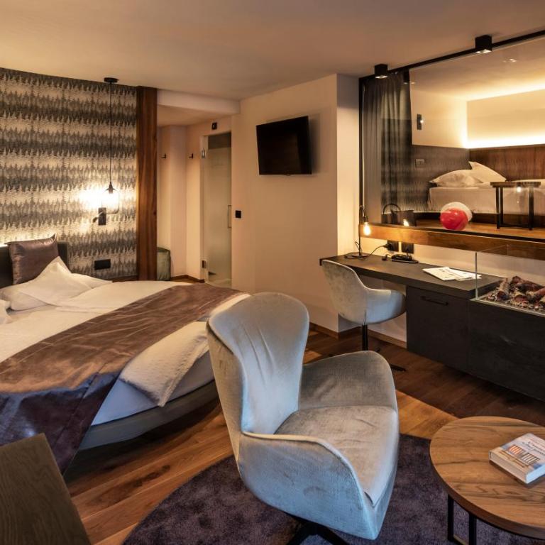 Ladinia Dolomites View - Adults Only - Junior Suite Romantic - 3