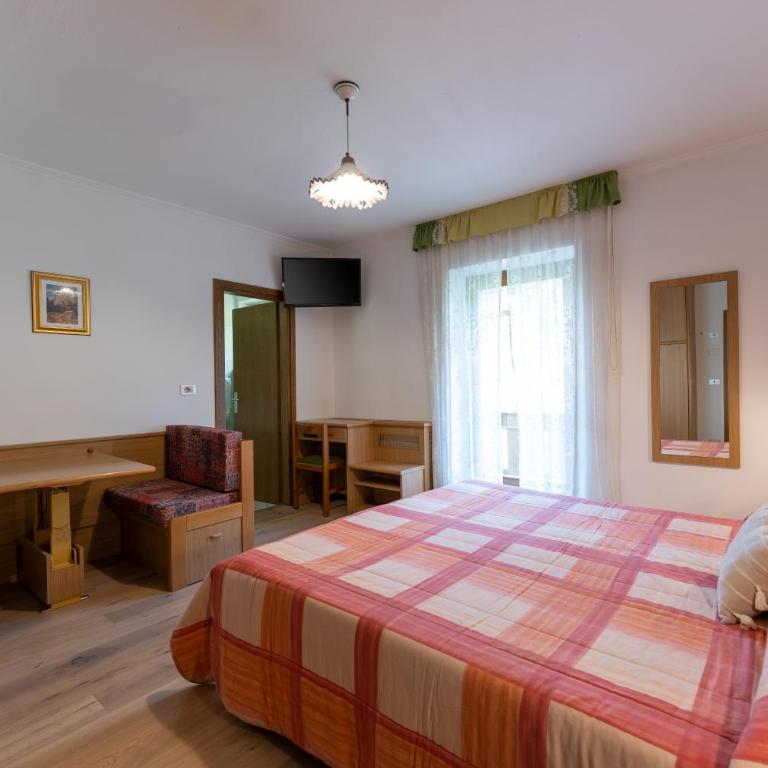 Latemar - Hotel Suites Spa - Camera Matrimoniale - 3