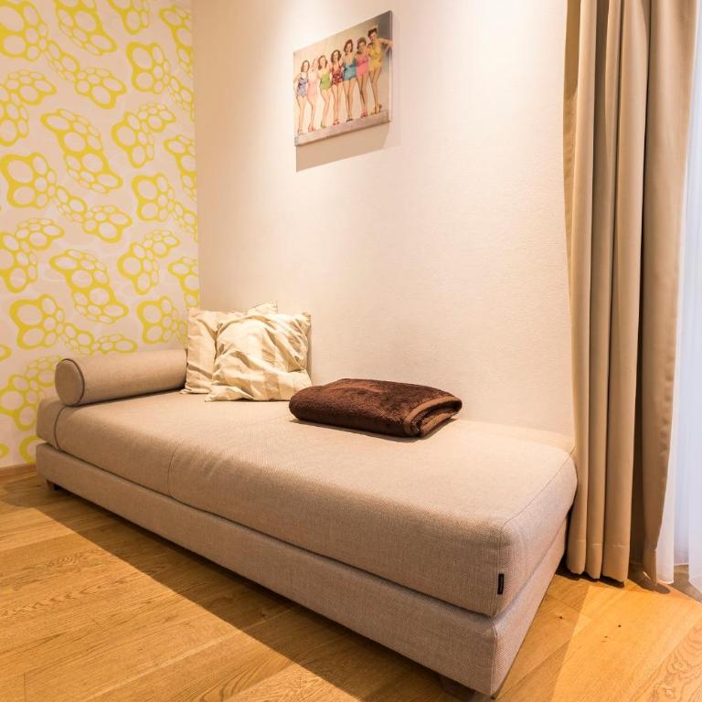 Room 4 & 5 Apartments - Apartment mit Balkon (für bis zu 5 Personen) – Erdgeschoss - 6