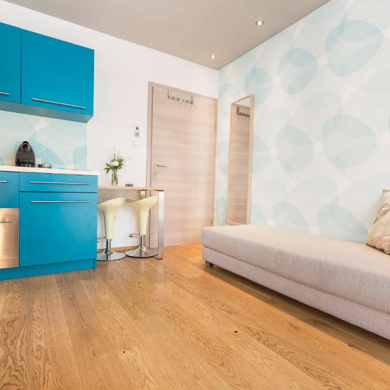 Room 4 & 5 Apartments - Apartment-Studio mit Badewanne - 1