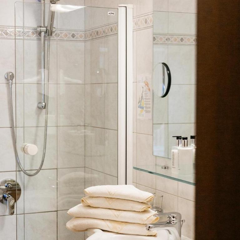 Hotel Kristall - Deluxe Doppelzimmer - 8