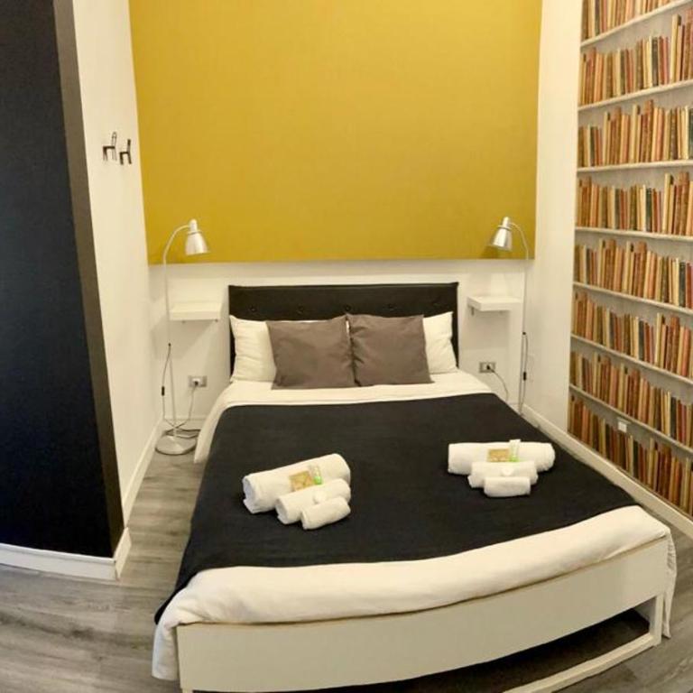Minihomecatania - Double Room with Private External Bathroom - 5