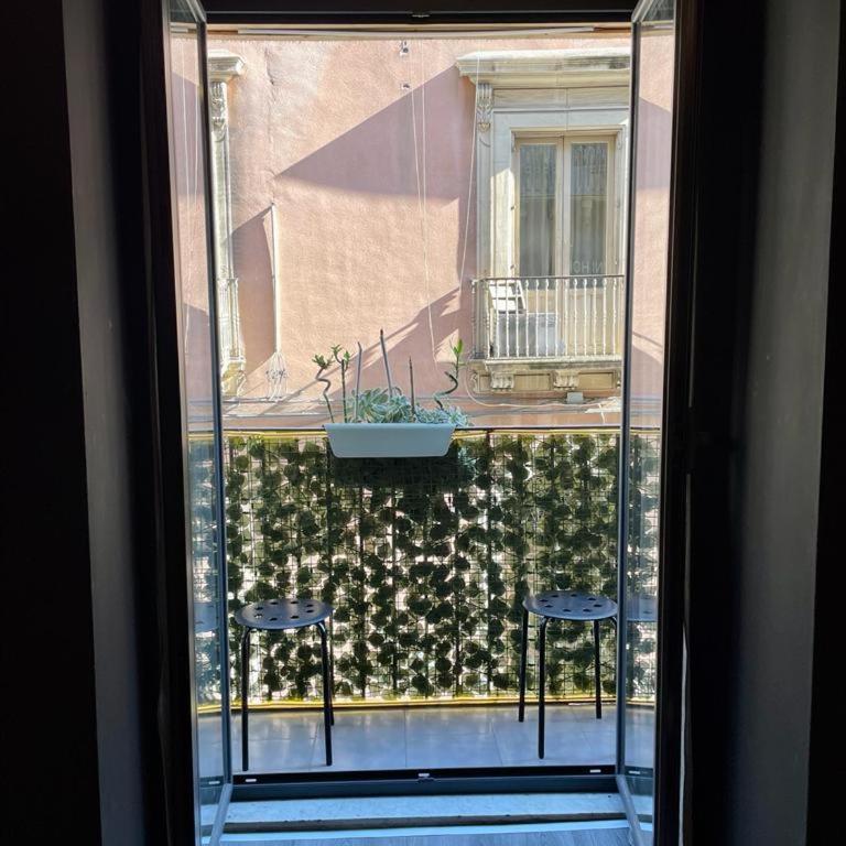Minihomecatania - Double Room with Private External Bathroom - 8