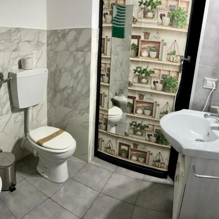 Minihomecatania - Double Room with Private External Bathroom - 14