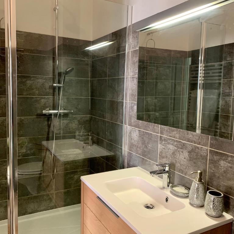 Sunny Studio Vieux Port - Appartement - Vue sur Jardin - 21