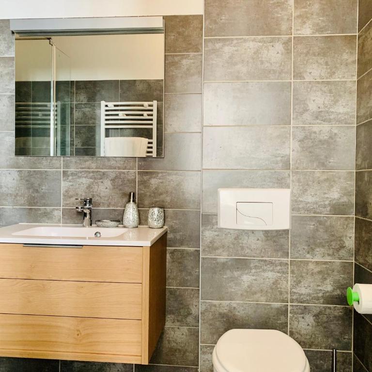 Sunny Studio Vieux Port - Appartement - Vue sur Jardin - 23