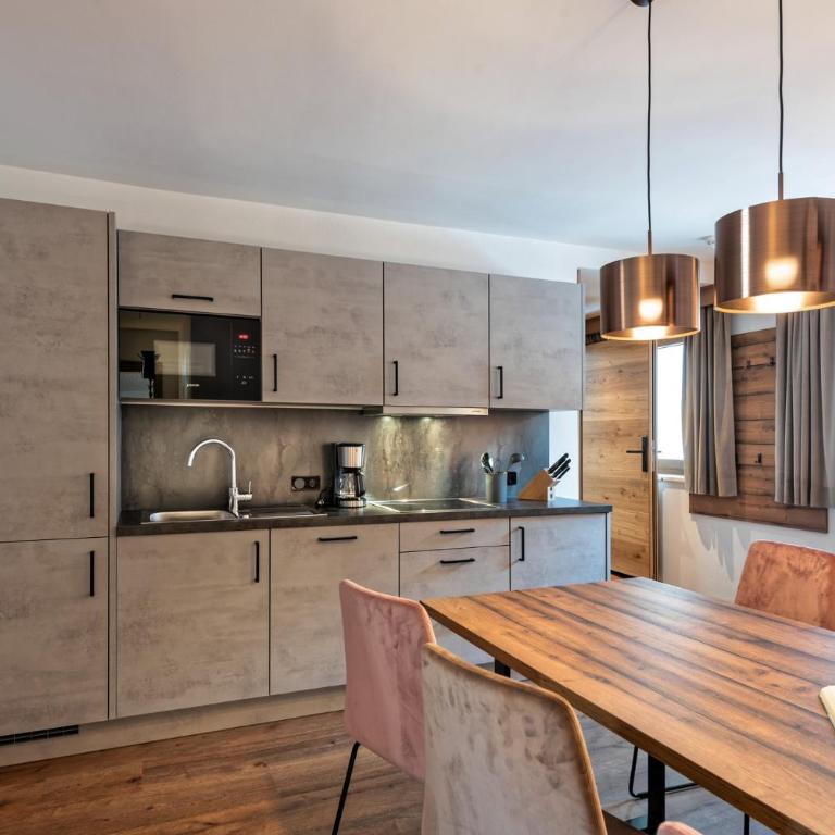 Alpenperle Apartments - Appartement 3 Chambres - 8