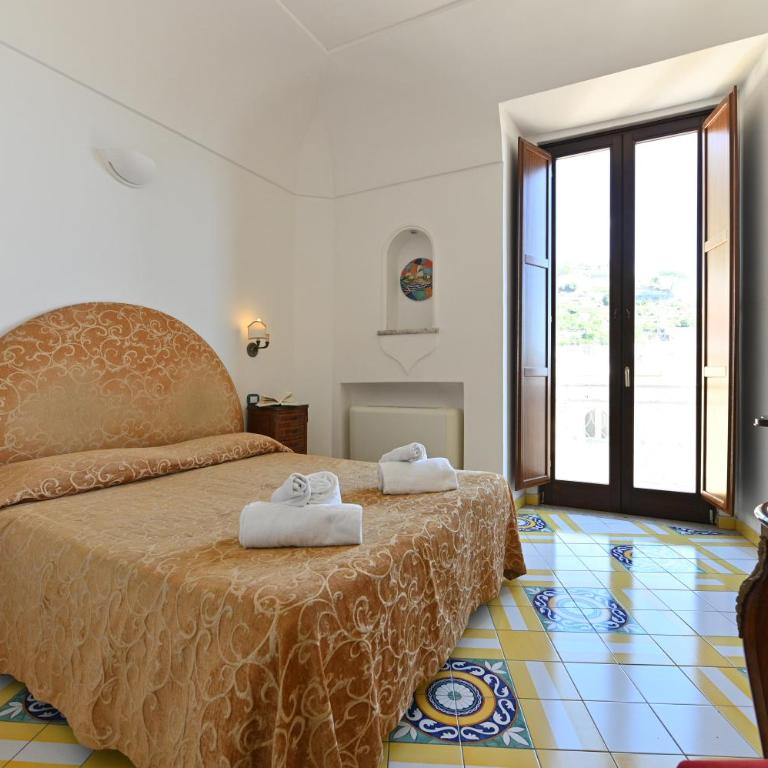 Hotel Croce Di Amalfi - Camera Matrimoniale con Balcone - 8