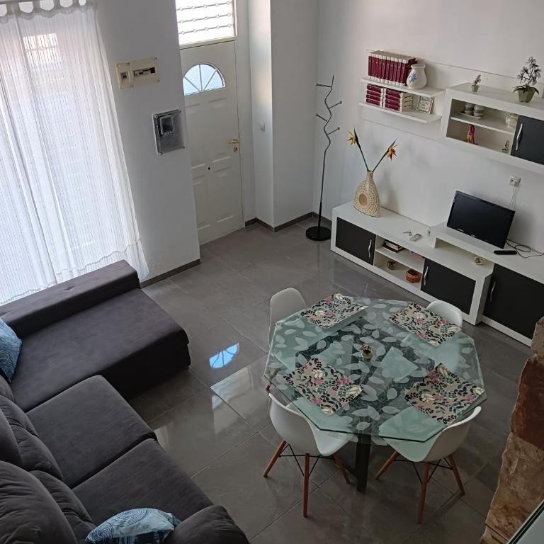 Apartamento Luminoso cerca de la PLAYA y PUERTO - Apartamento - 2