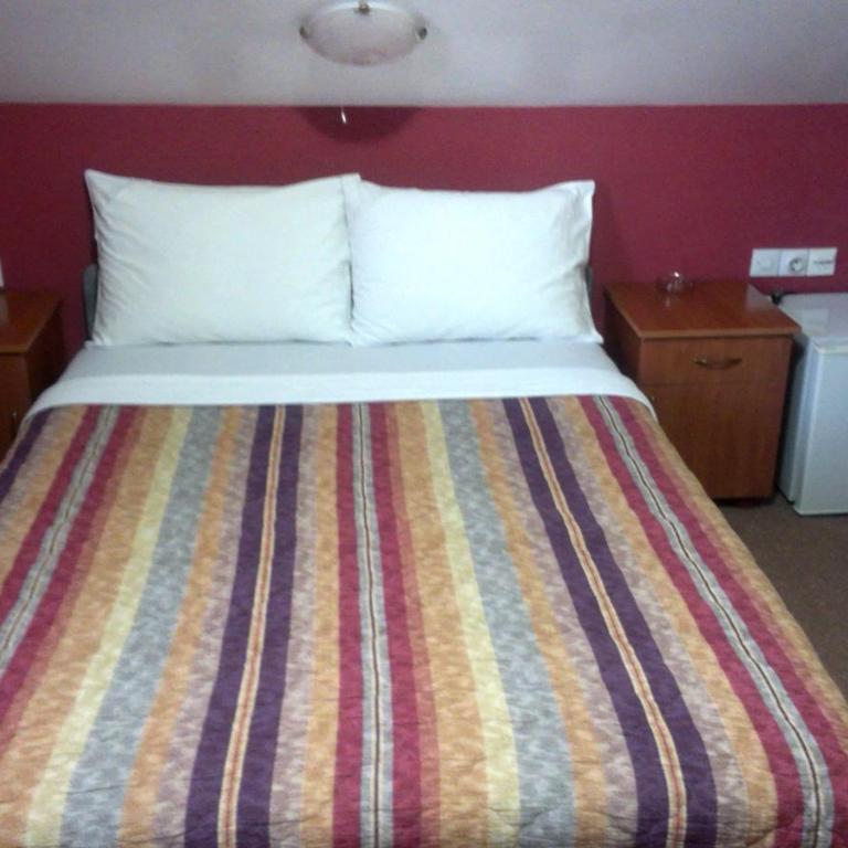 Private accommodation Lidija Rakočević - Dvokrevetna Soba sa Bračnim Krevetom - 4