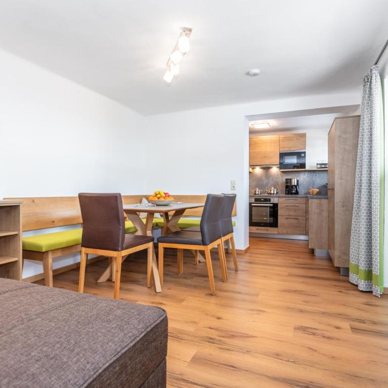 Apartments Salzburgerhof - Apartment mit Terrasse - 4