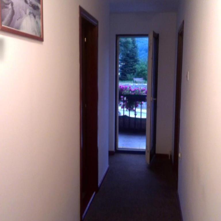 Private accommodation Lidija Rakočević - Dvokrevetna Soba sa Zasebnim Krevetima - 5