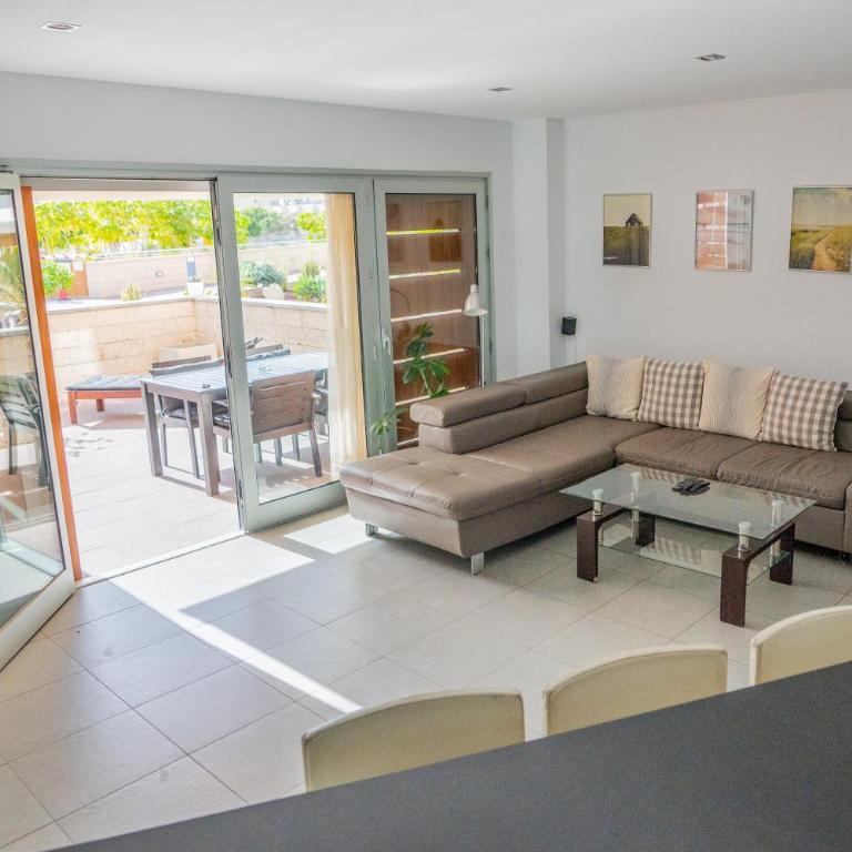 Modern sea view duplex with parking and aircon - Apartamento de 2 dormitorios - 19