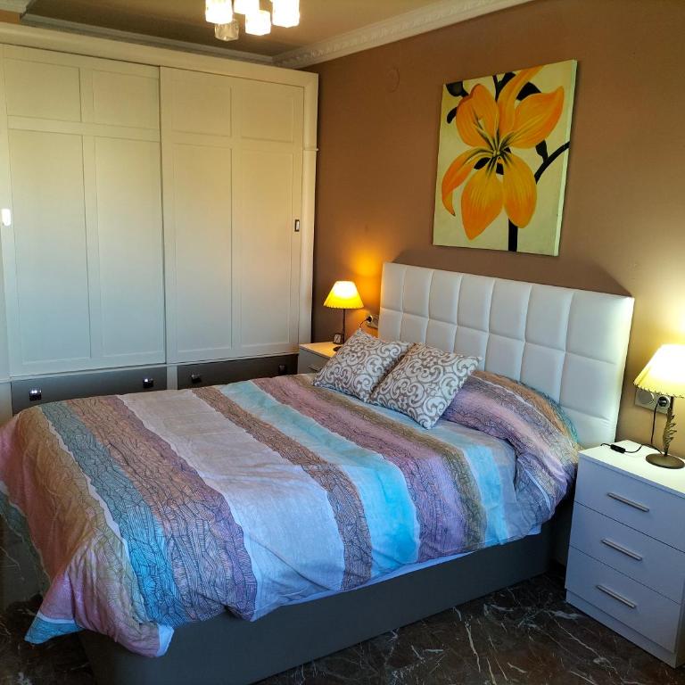 Piso turístico en Granada. Zona Palacio Deportes - Two-Bedroom Apartment - 3